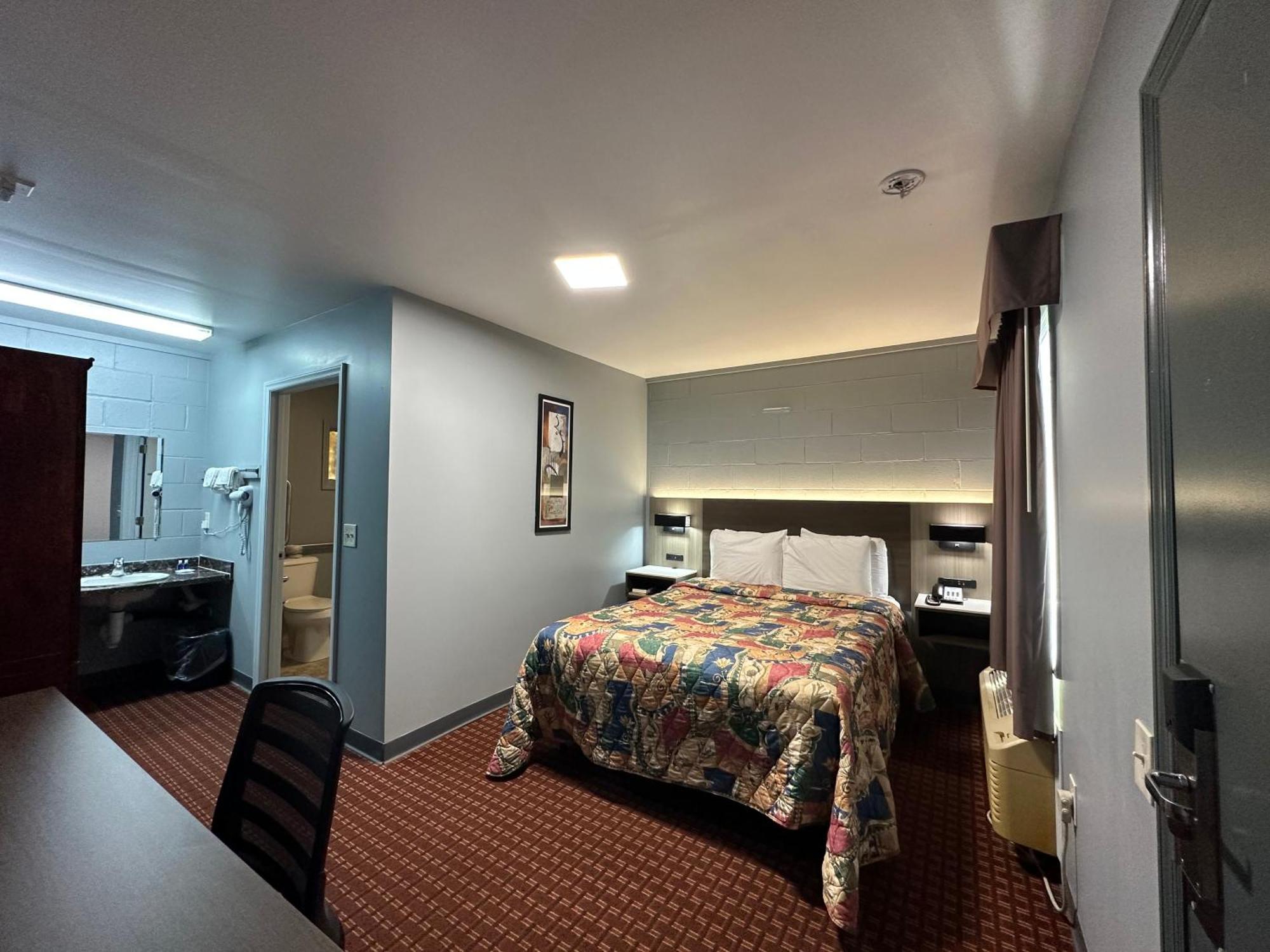 Rodeway Inn & Suites Walhalla Dış mekan fotoğraf
